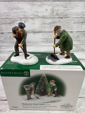 Department 56 “Keeping the streets clean” Dickens Village Christmas READ